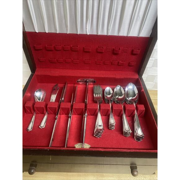 Set Of 33 Pieces Rogers Salem Pattern A1 SilverPlate Vintage 1920 Service For 6 - Picture 1 of 11